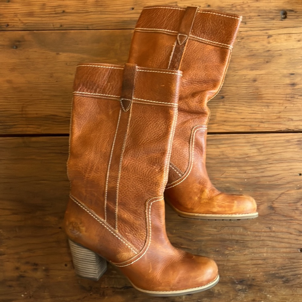 Timberland Tall Heeled Rust Brown Waterproof Leather Boots Sz 9.5